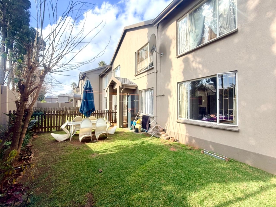 2 Bedroom Property for Sale in Lakefield Gauteng