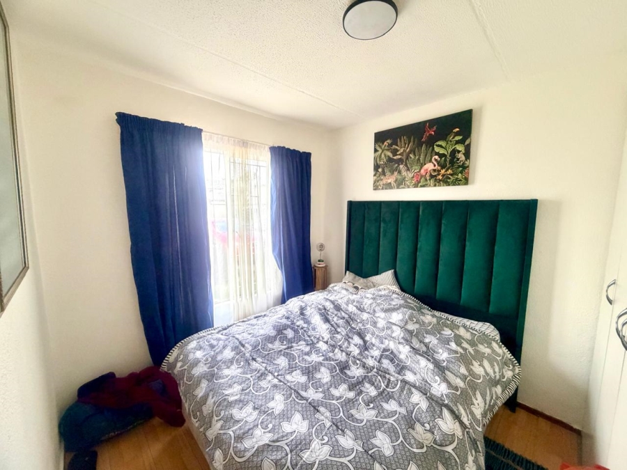 2 Bedroom Property for Sale in Lakefield Gauteng