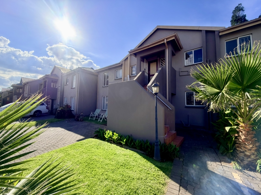 2 Bedroom Property for Sale in Lakefield Gauteng