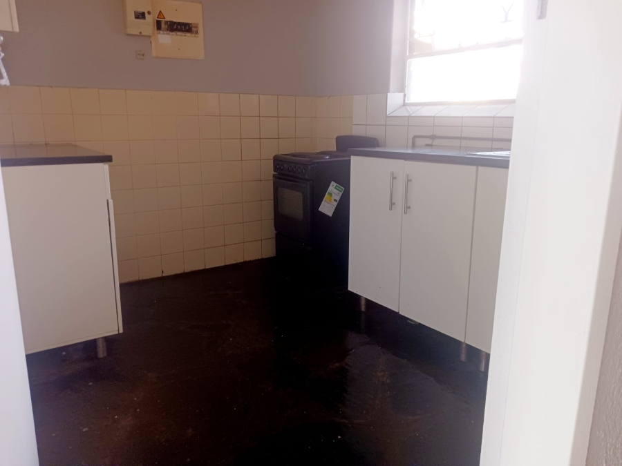 1 Bedroom Property for Sale in Windsor East Gauteng