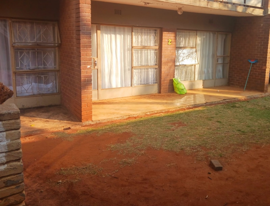 1 Bedroom Property for Sale in Windsor East Gauteng