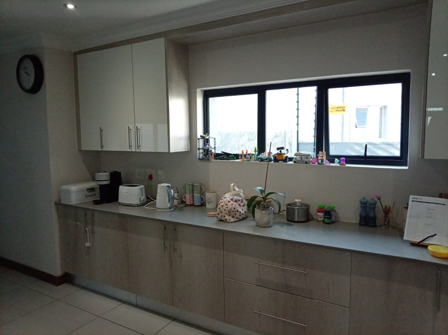 4 Bedroom Property for Sale in Northcliff Gauteng