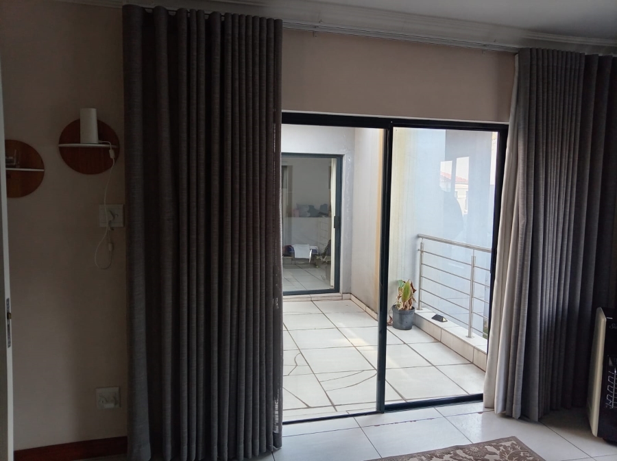 4 Bedroom Property for Sale in Northcliff Gauteng