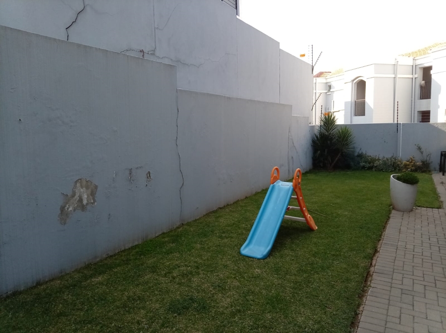 4 Bedroom Property for Sale in Northcliff Gauteng