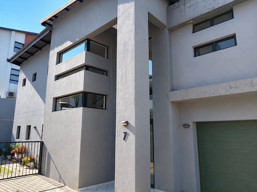 4 Bedroom Property for Sale in Northcliff Gauteng