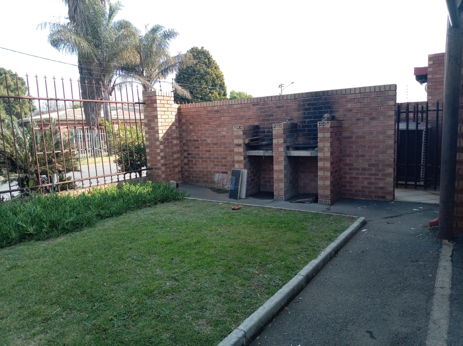 1 Bedroom Property for Sale in Kempton Park Central Gauteng