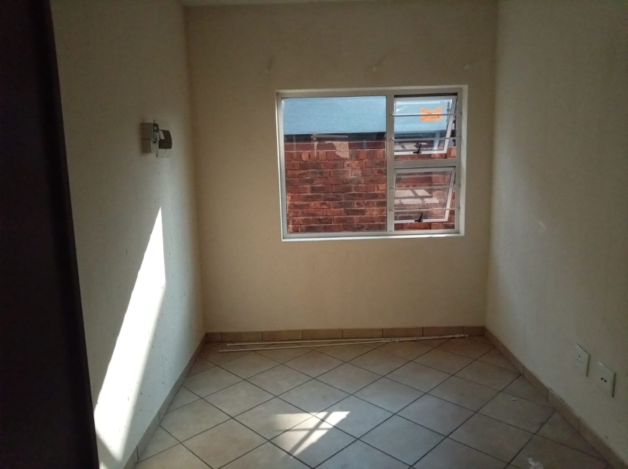 1 Bedroom Property for Sale in Kempton Park Central Gauteng