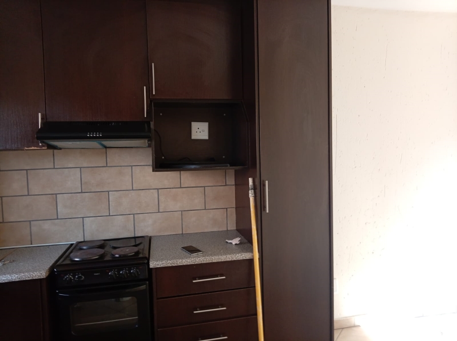 1 Bedroom Property for Sale in Kempton Park Central Gauteng