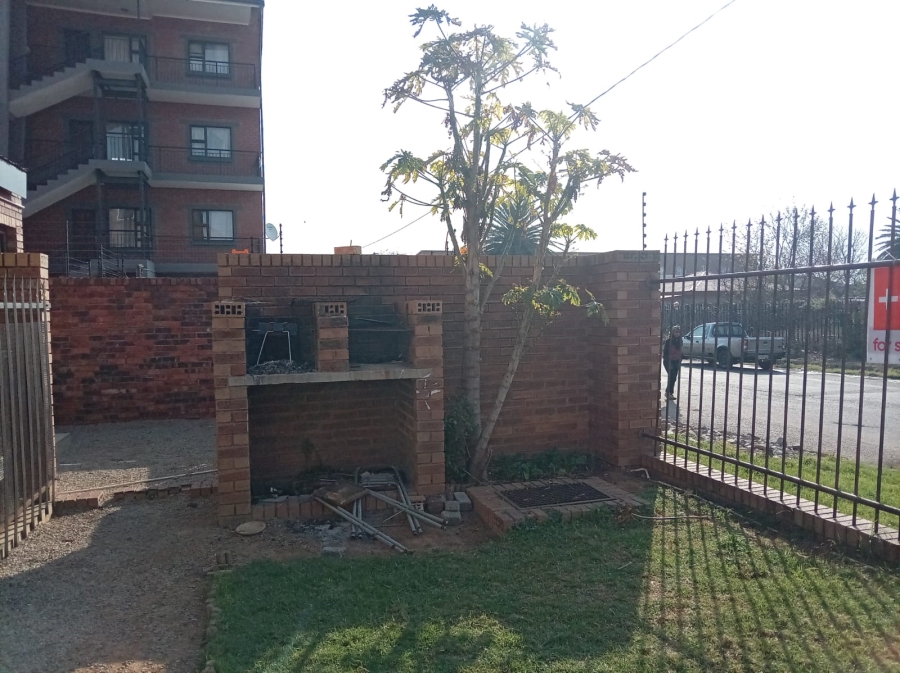 1 Bedroom Property for Sale in Kempton Park Central Gauteng