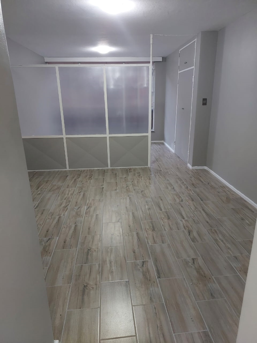 1 Bedroom Property for Sale in Sunnyside Gauteng
