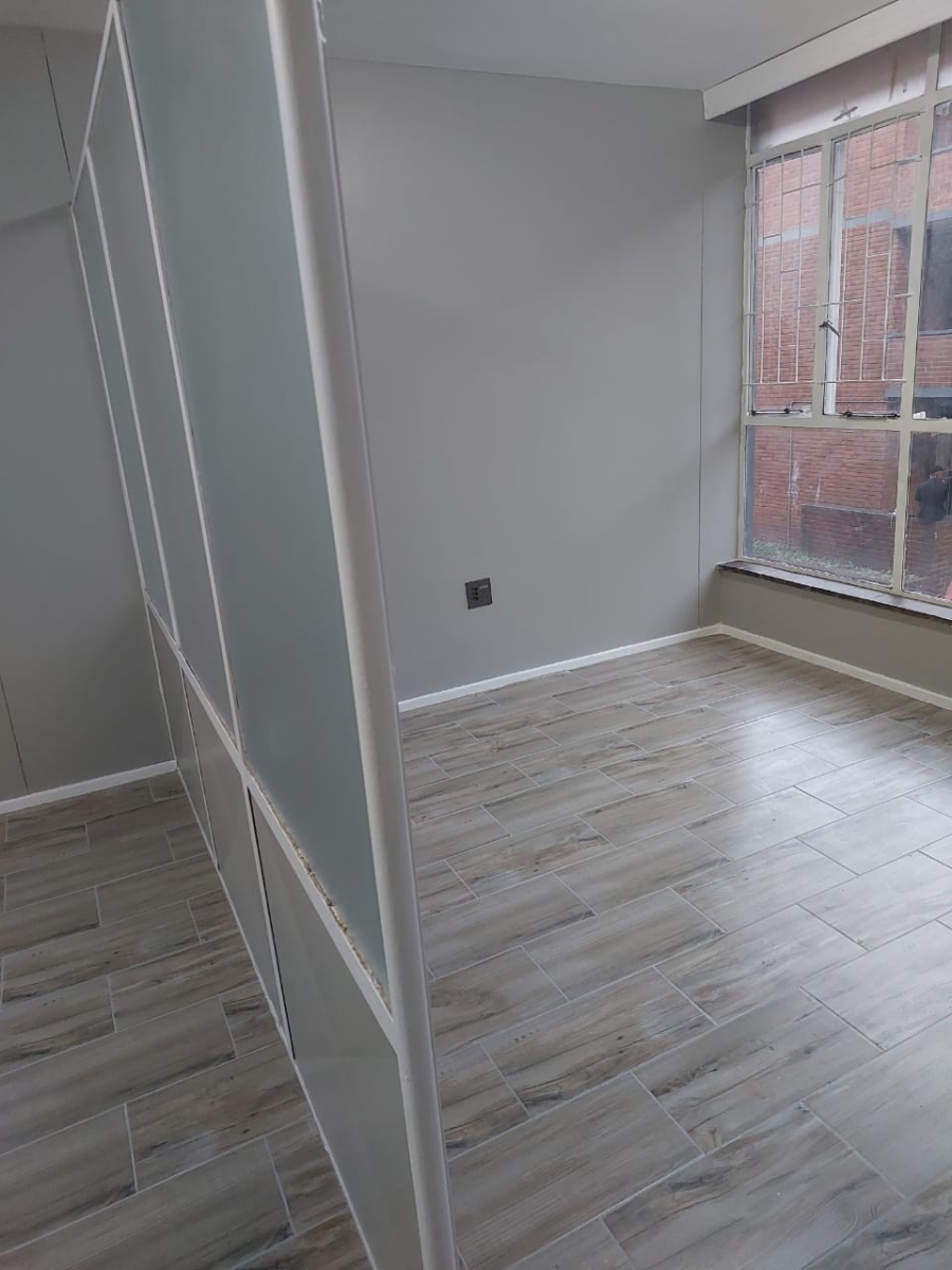 1 Bedroom Property for Sale in Sunnyside Gauteng