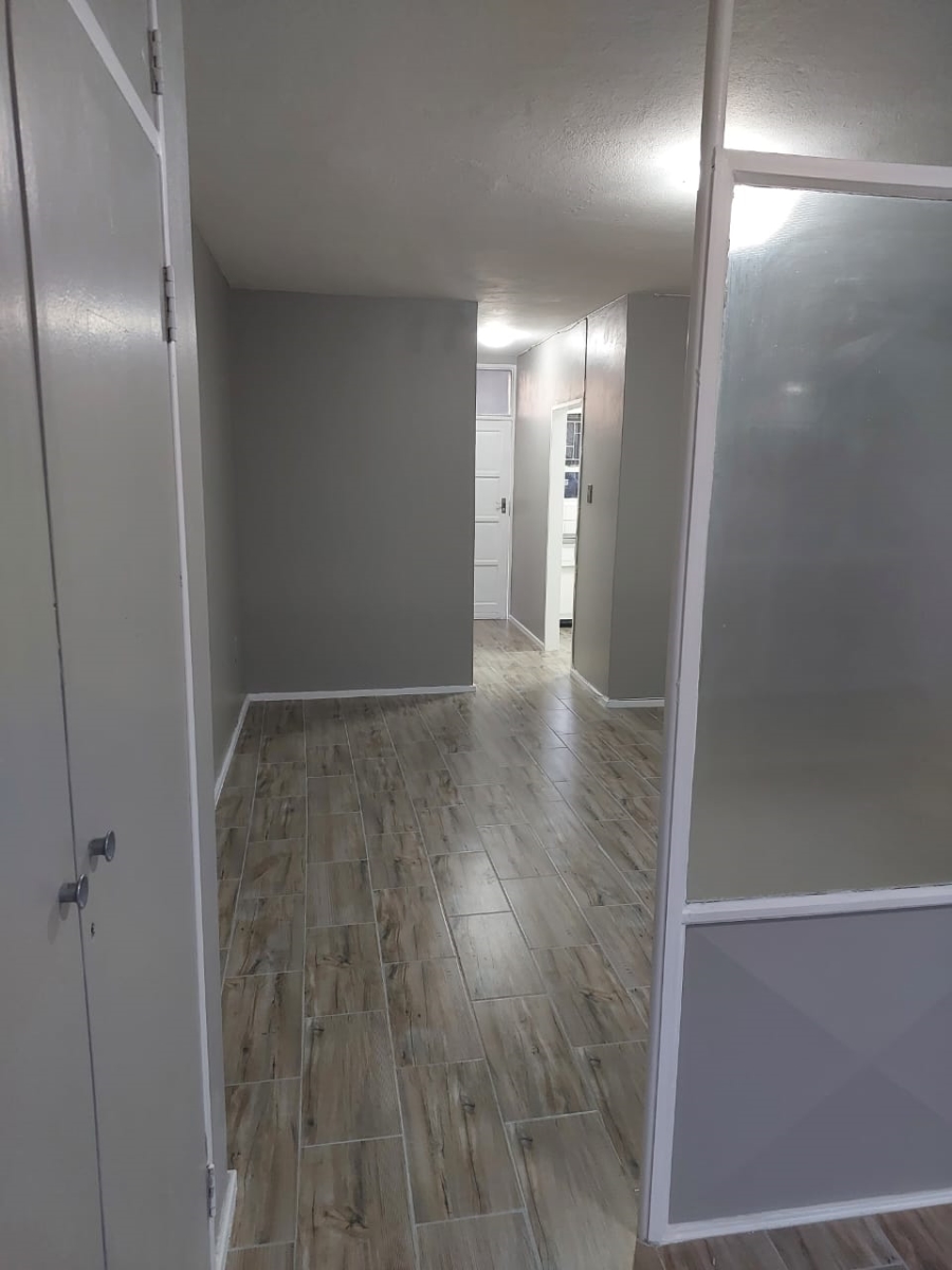 1 Bedroom Property for Sale in Sunnyside Gauteng