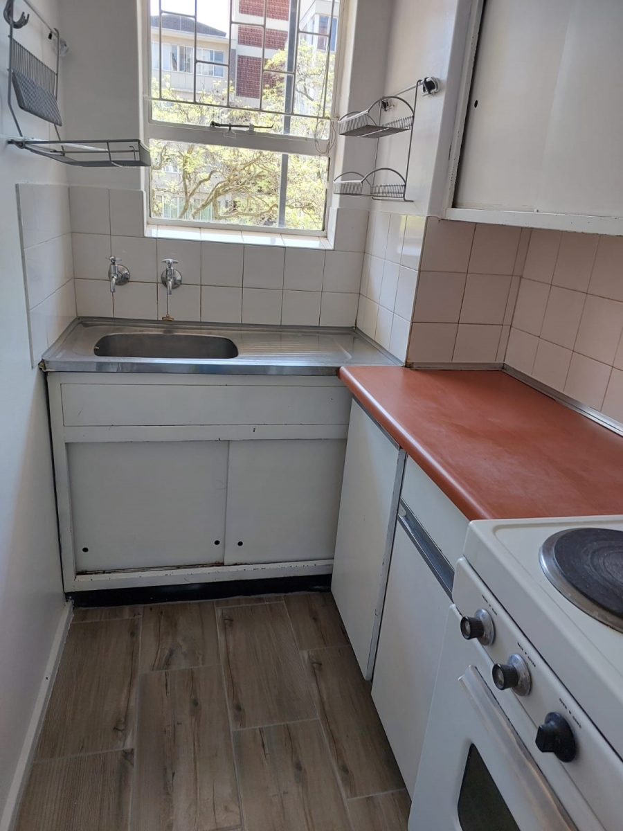 1 Bedroom Property for Sale in Sunnyside Gauteng