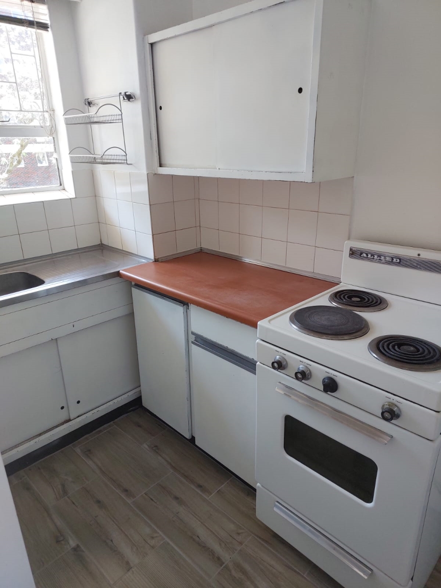 1 Bedroom Property for Sale in Sunnyside Gauteng
