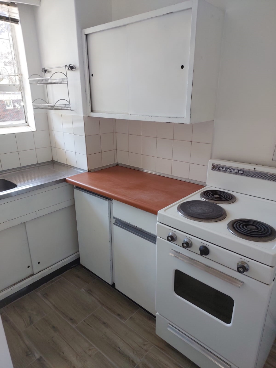 1 Bedroom Property for Sale in Sunnyside Gauteng