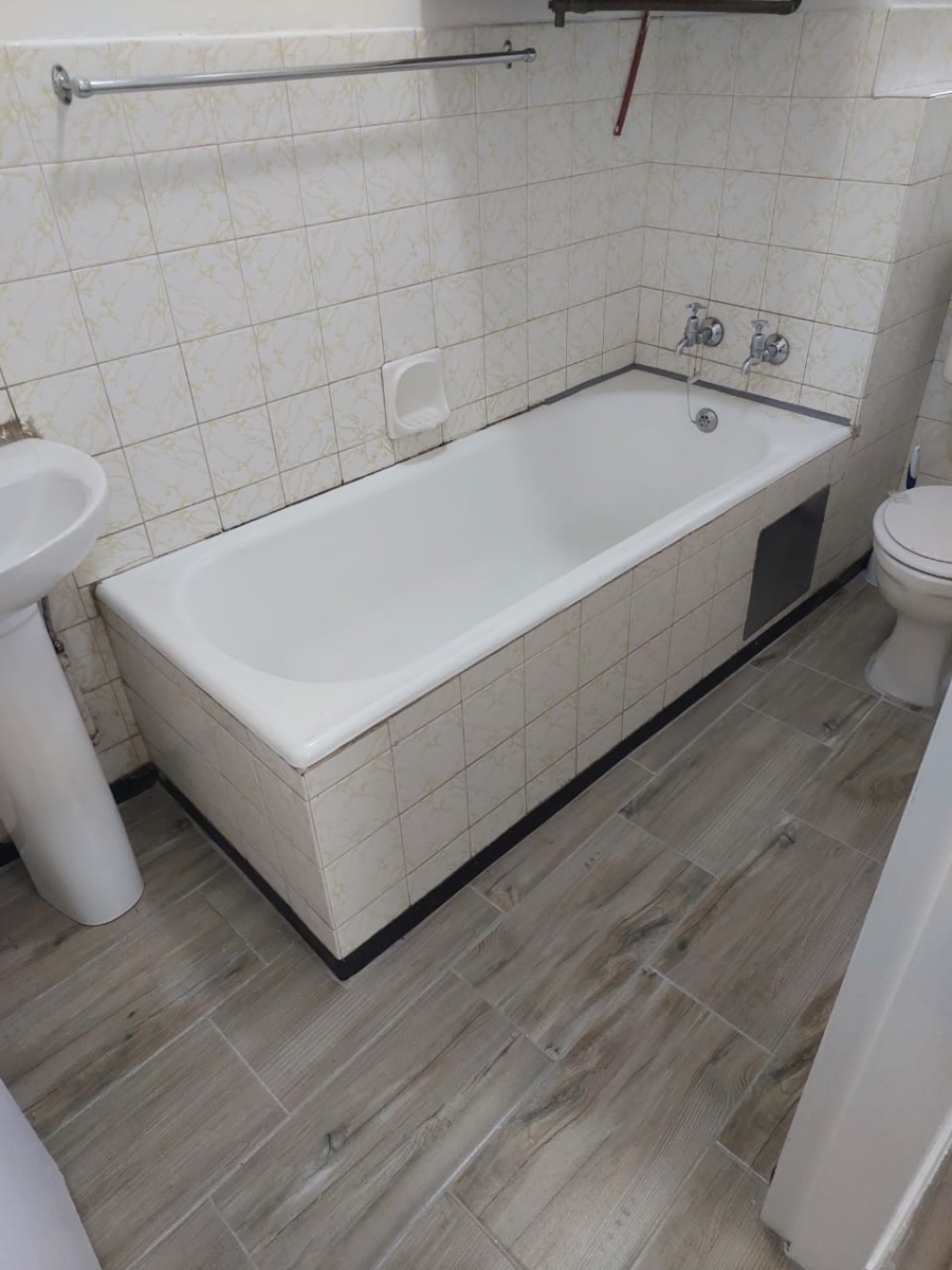 1 Bedroom Property for Sale in Sunnyside Gauteng