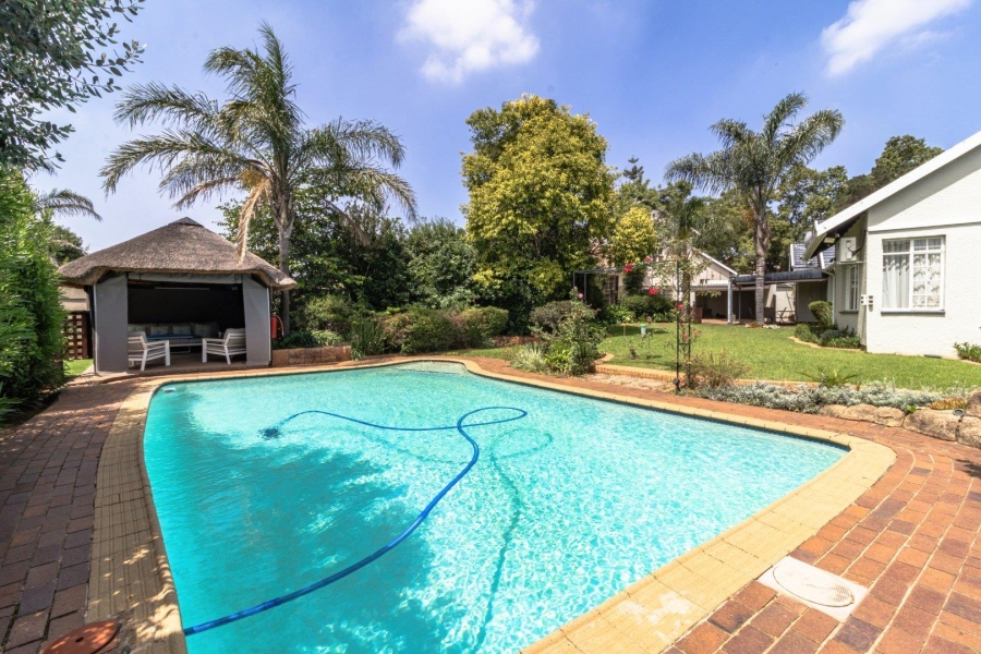 3 Bedroom Property for Sale in Brackendowns Gauteng