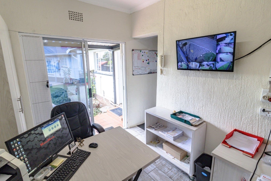 3 Bedroom Property for Sale in Brackendowns Gauteng