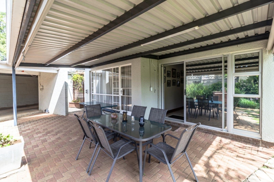 3 Bedroom Property for Sale in Brackendowns Gauteng