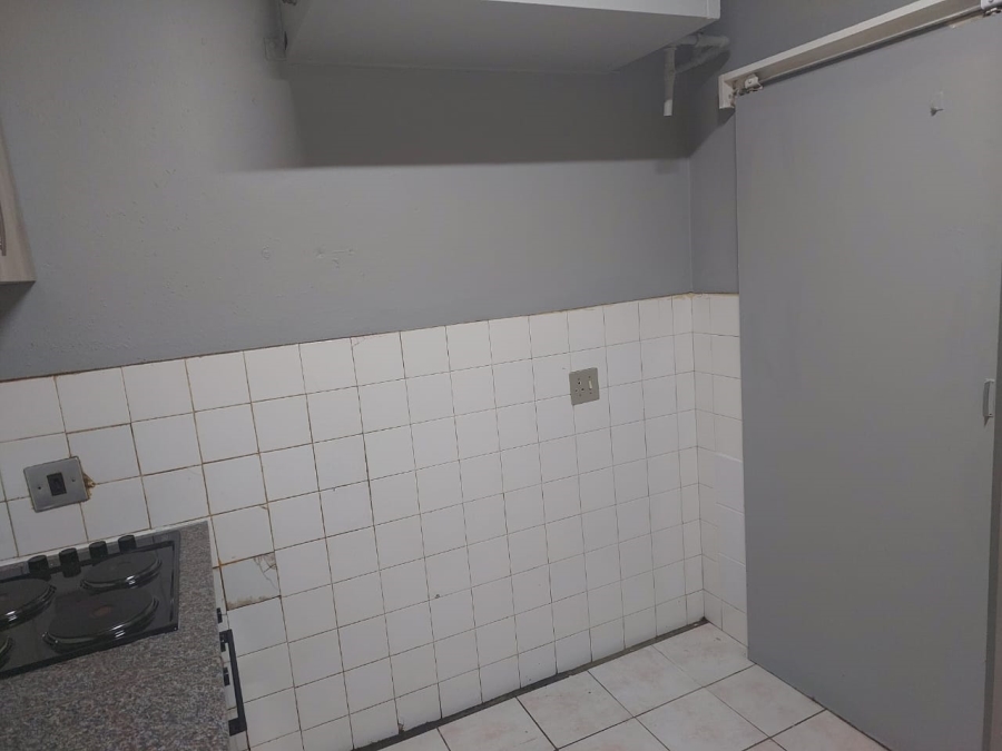 2 Bedroom Property for Sale in Sunnyside Gauteng