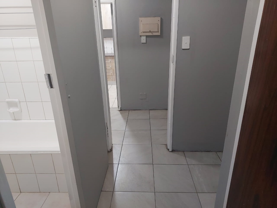 2 Bedroom Property for Sale in Sunnyside Gauteng