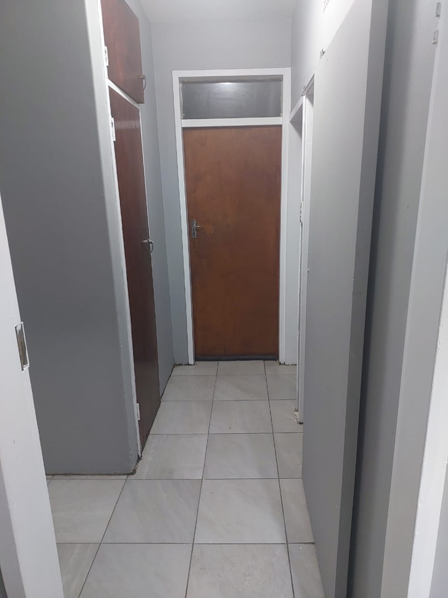 2 Bedroom Property for Sale in Sunnyside Gauteng