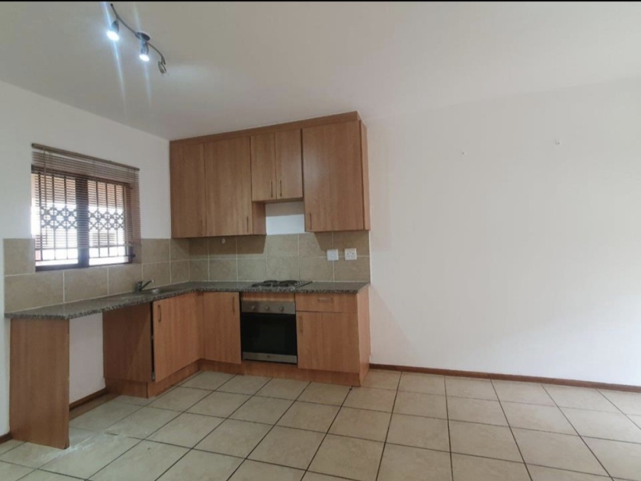 1 Bedroom Property for Sale in Hesteapark Gauteng