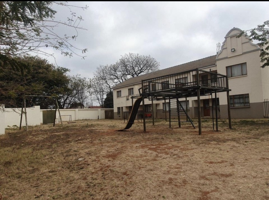1 Bedroom Property for Sale in Hesteapark Gauteng