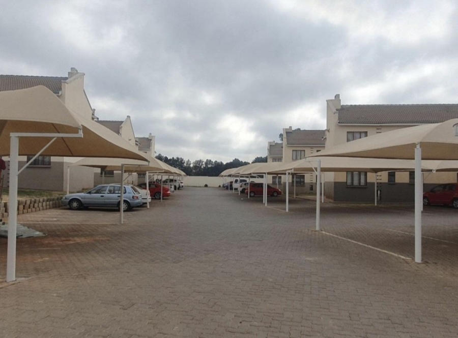 1 Bedroom Property for Sale in Hesteapark Gauteng