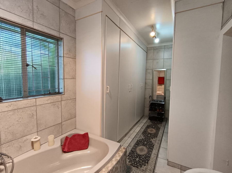 3 Bedroom Property for Sale in Risiville Gauteng