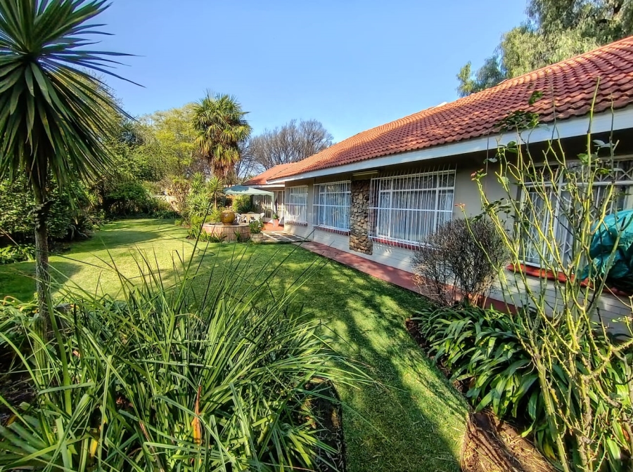 3 Bedroom Property for Sale in Risiville Gauteng