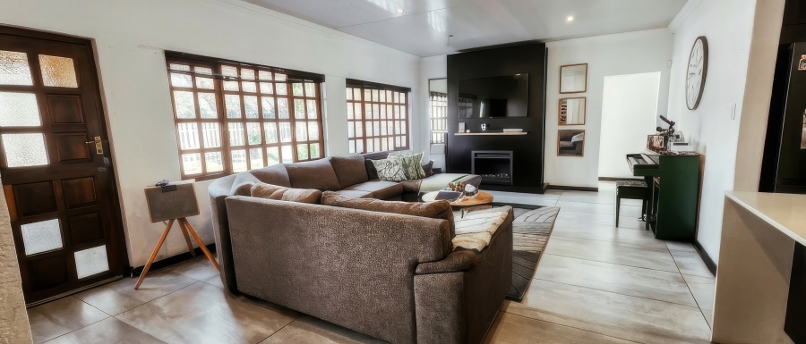 4 Bedroom Property for Sale in Vanderbijlpark SW 1 Gauteng