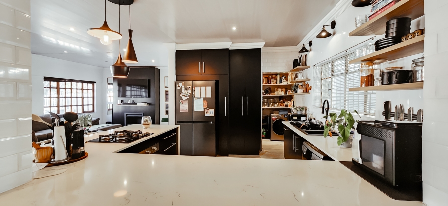 4 Bedroom Property for Sale in Vanderbijlpark SW 1 Gauteng
