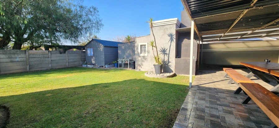 4 Bedroom Property for Sale in Vanderbijlpark SW 1 Gauteng
