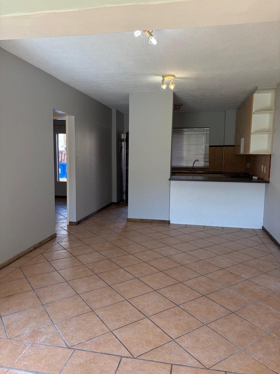To Let 2 Bedroom Property for Rent in Mooikloof Ridge Gauteng