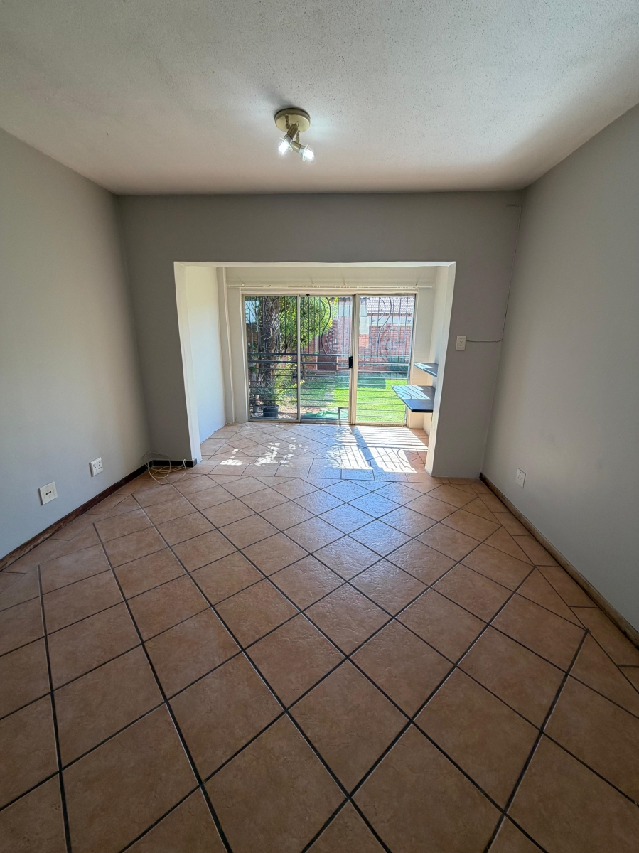 To Let 2 Bedroom Property for Rent in Mooikloof Ridge Gauteng