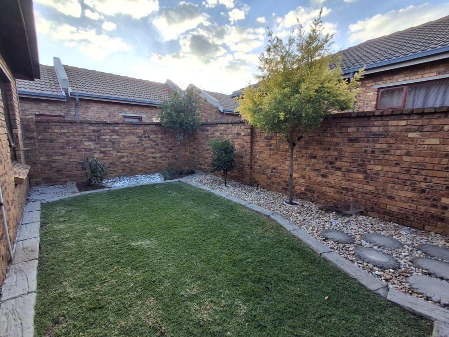 3 Bedroom Property for Sale in Bartlett Gauteng