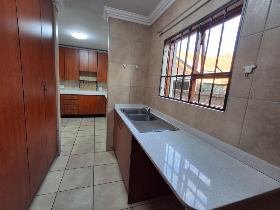 3 Bedroom Property for Sale in Bartlett Gauteng