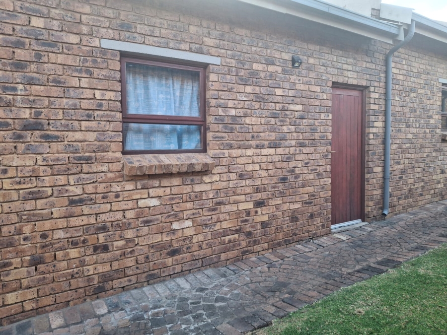 3 Bedroom Property for Sale in Bartlett Gauteng