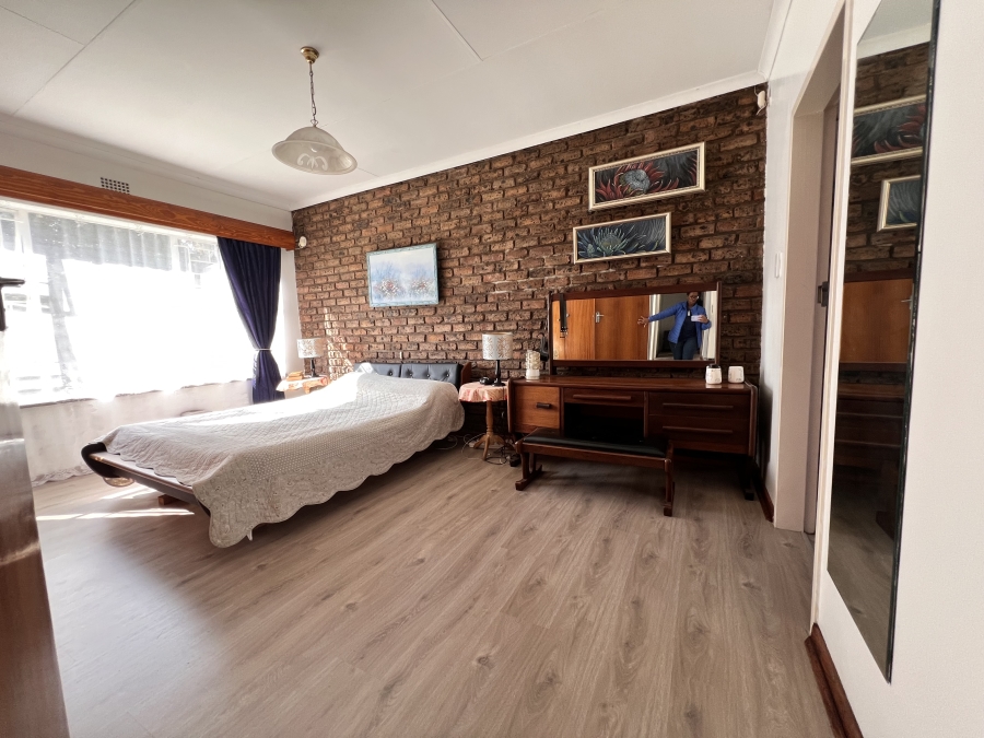 3 Bedroom Property for Sale in Vanderbijlpark SE 2 Gauteng