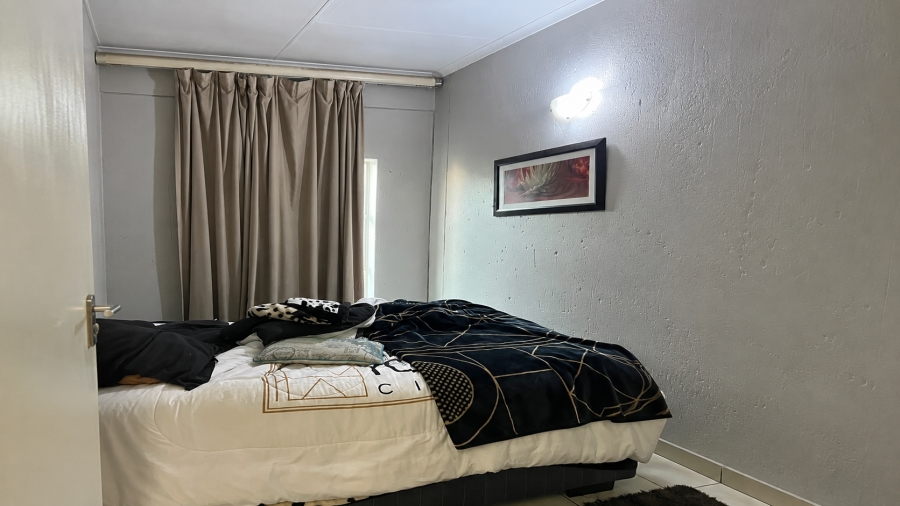 2 Bedroom Property for Sale in Kempton Park Central Gauteng
