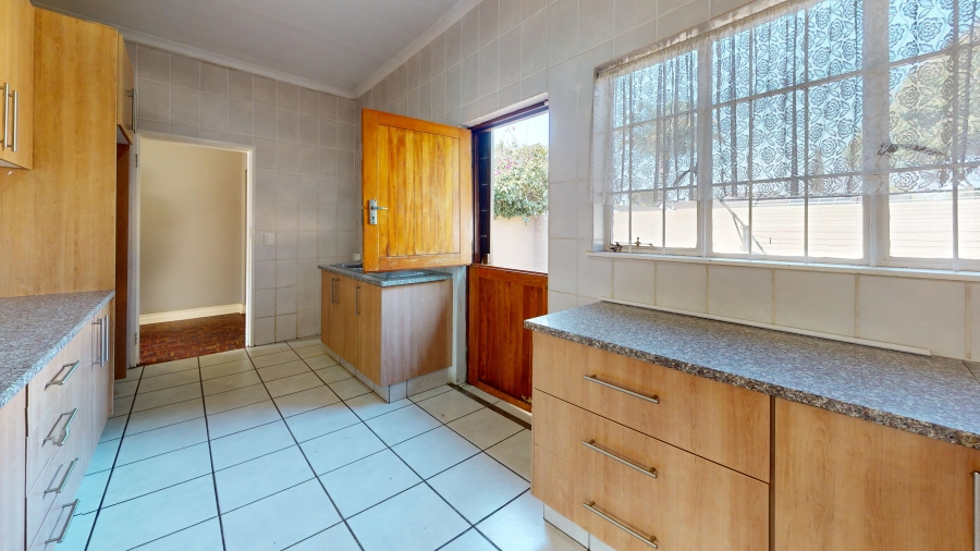 3 Bedroom Property for Sale in Farrarmere Gauteng