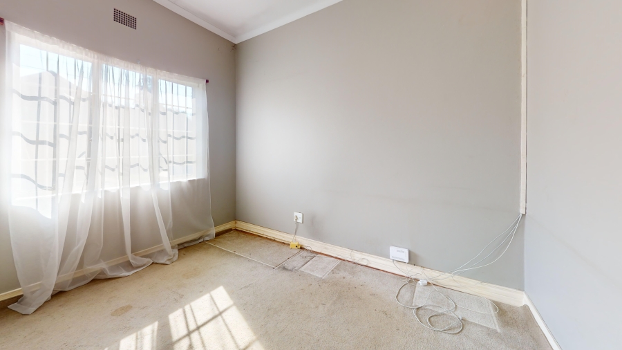 3 Bedroom Property for Sale in Farrarmere Gauteng