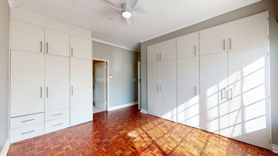 3 Bedroom Property for Sale in Farrarmere Gauteng