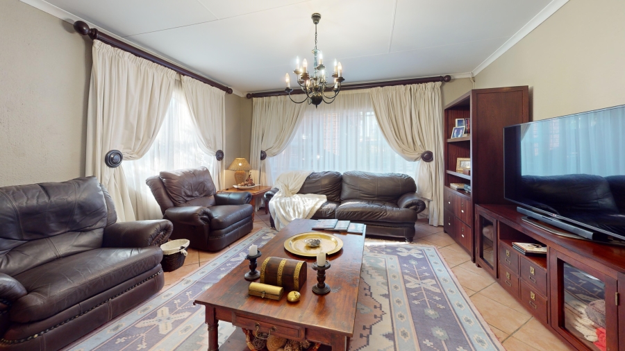 3 Bedroom Property for Sale in Sunward Park Gauteng