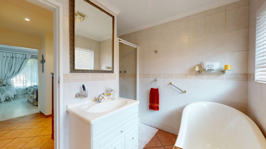 3 Bedroom Property for Sale in Sunward Park Gauteng