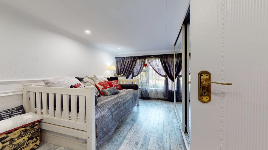 3 Bedroom Property for Sale in Sunward Park Gauteng