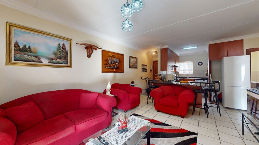 2 Bedroom Property for Sale in Ravenswood Gauteng