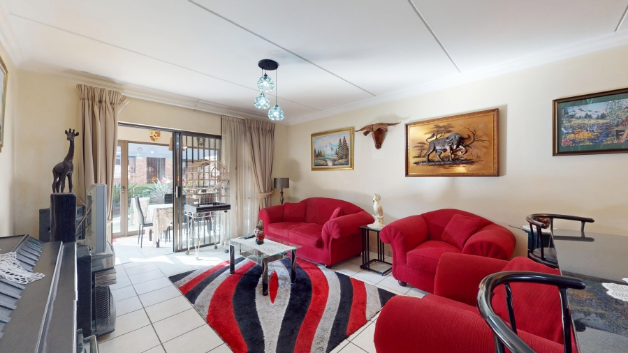2 Bedroom Property for Sale in Ravenswood Gauteng