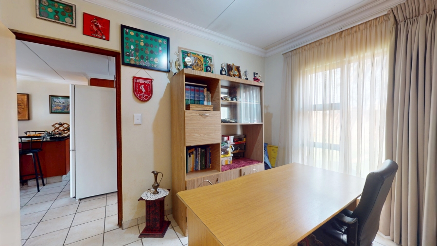 2 Bedroom Property for Sale in Ravenswood Gauteng
